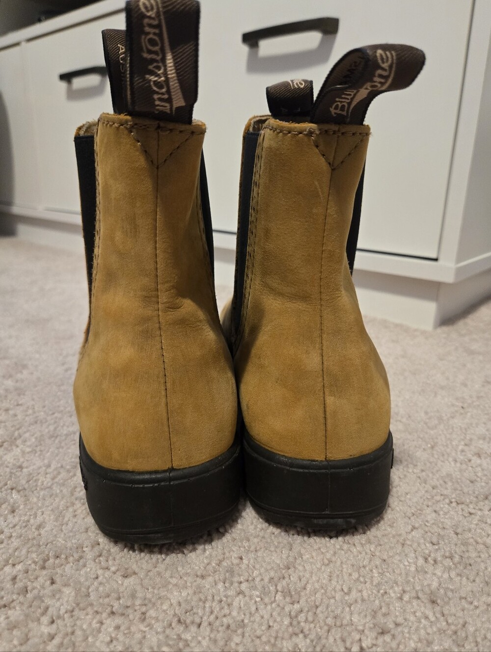 Blundstone Yellow Tan Chelsea Ankle Boots - Picture 5 of 9
